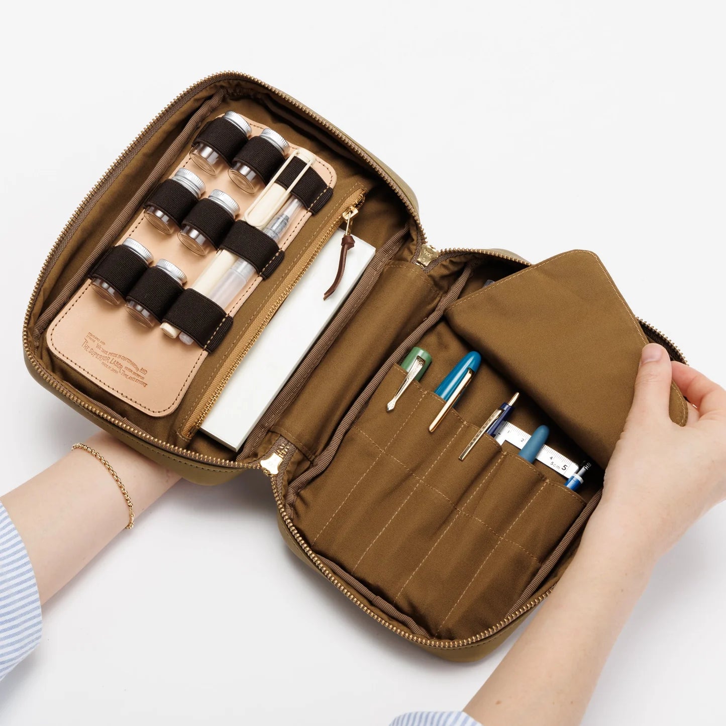 The Superior Labor: Glove Leather-Painter's Leather Case