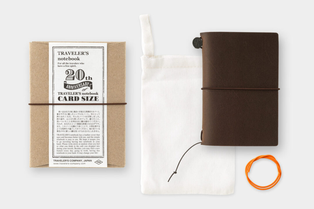 {PREORDER] Traveler's Notebook 20th Anniversary Card Size Set