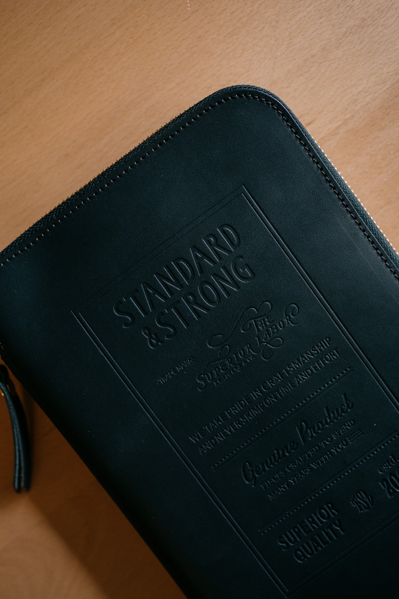 The Superior Labor: Stamped Series Zip Organizer A5 (Brown/Black)
