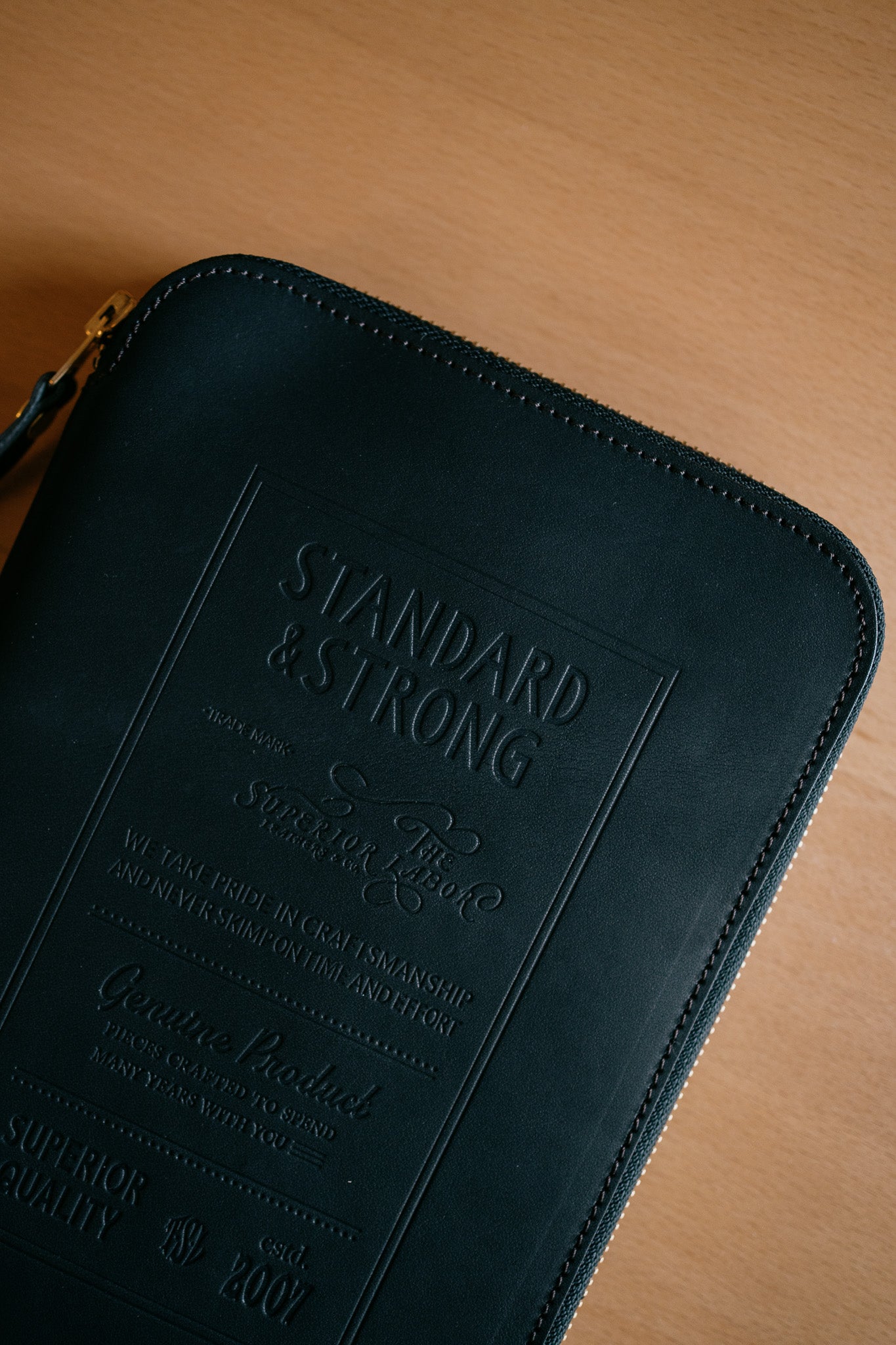 The Superior Labor: Stamped Series Zip Organizer A5 (Brown/Black)