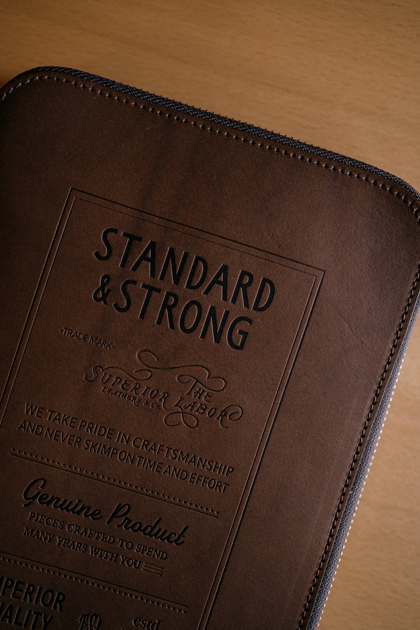 The Superior Labor: Stamped Series Zip Organizer A5 (Brown/Black)