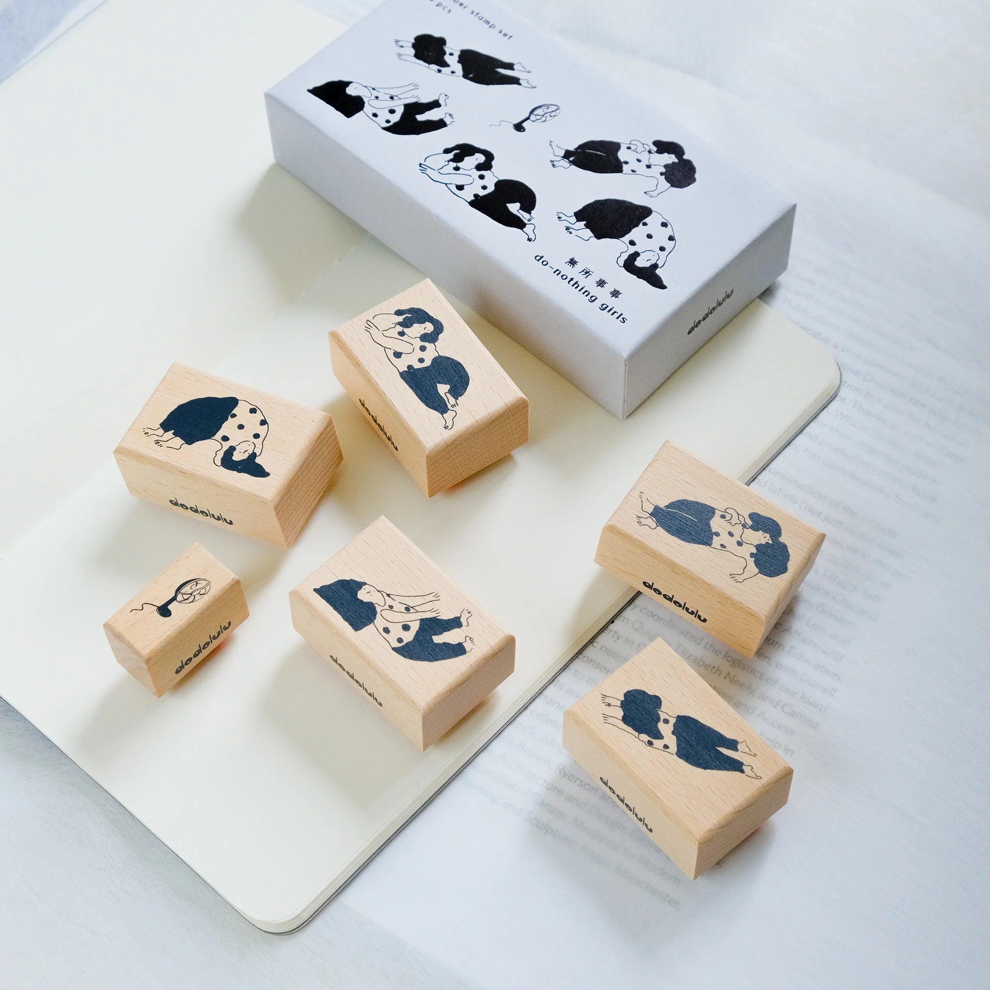 dodolulu Rubber Stamp Set: Do-nothing Girls (set of 6)
