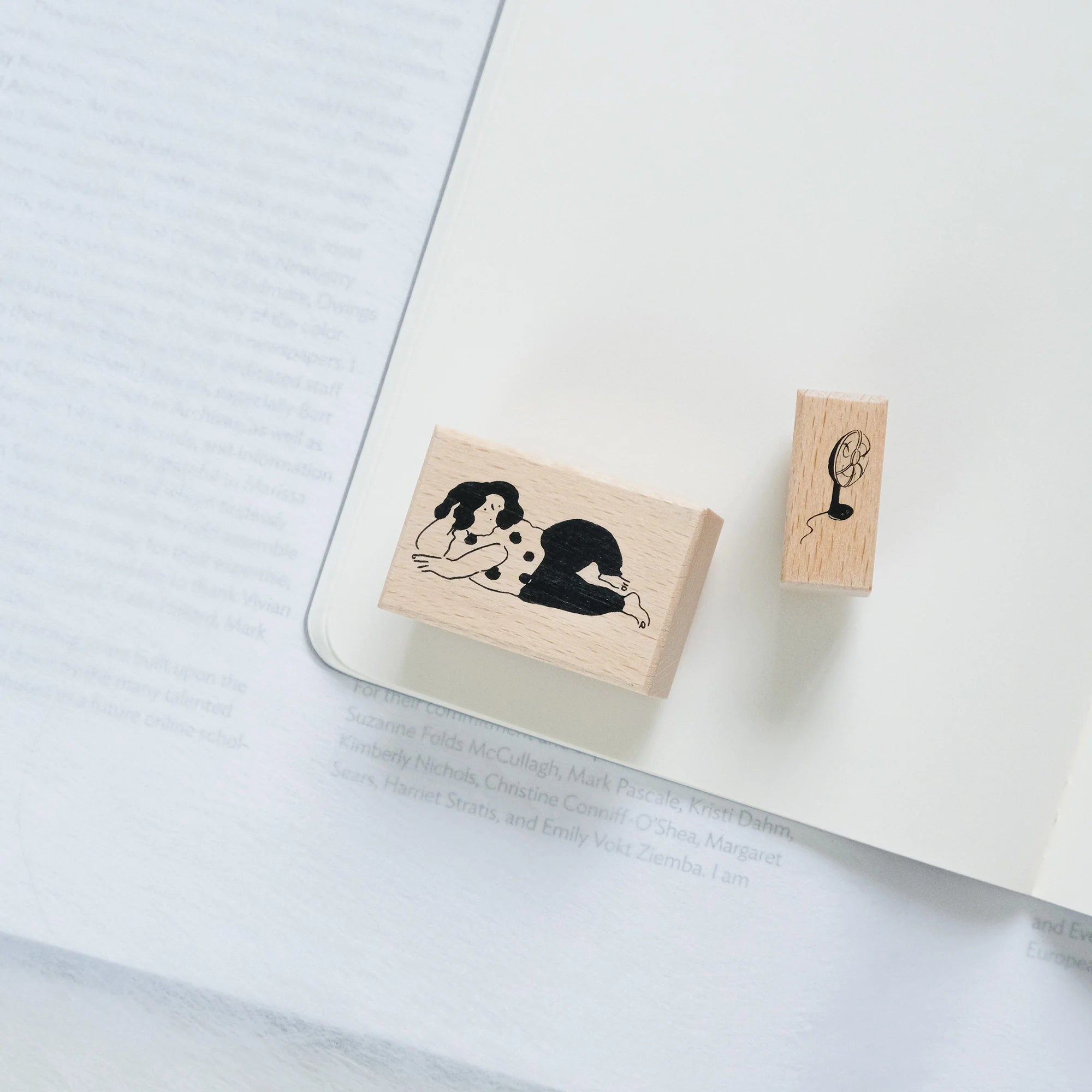 dodolulu Rubber Stamp Set: Do-nothing Girls (set of 6)