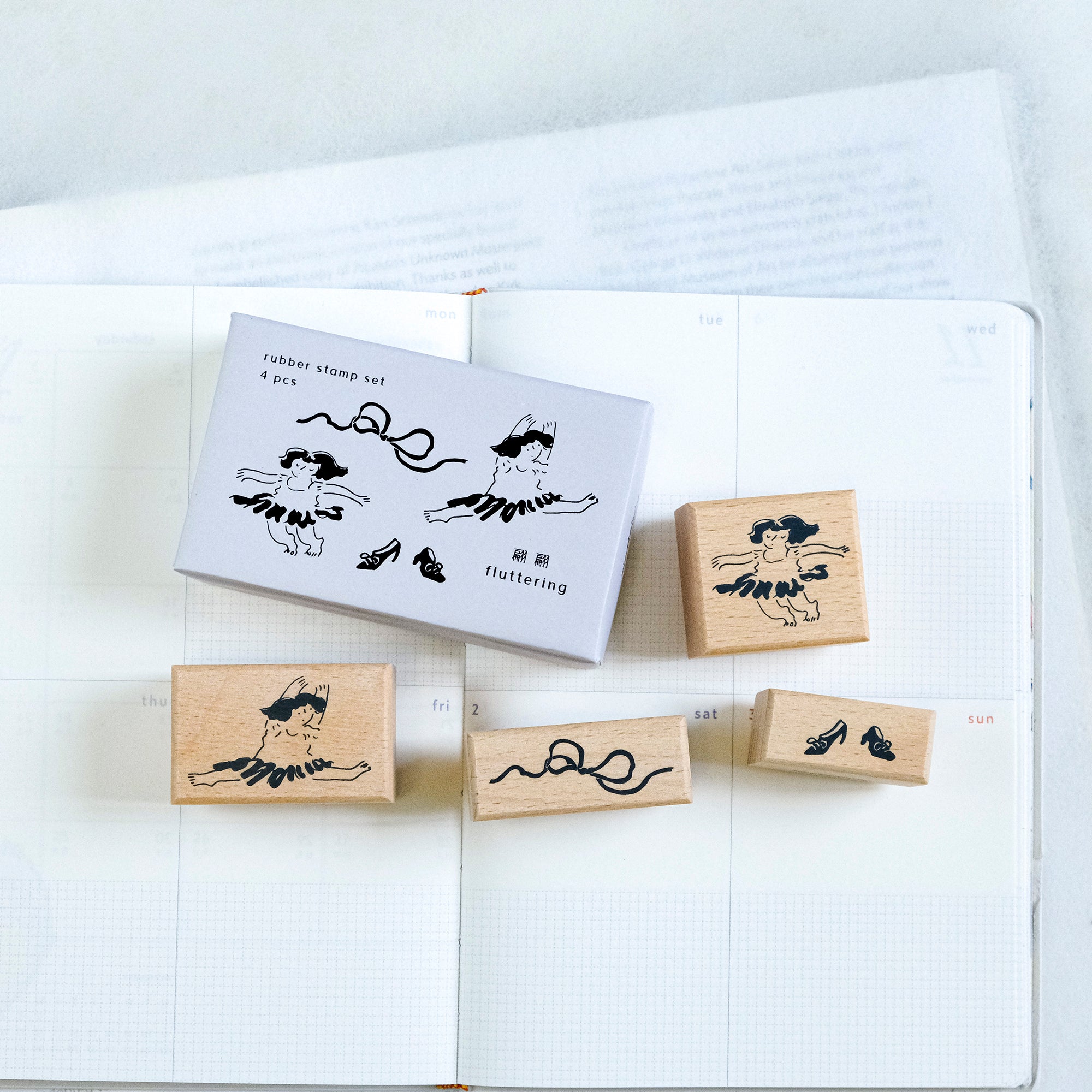 dodolulu Rubber Stamp Set: Fluttering (set of 4)