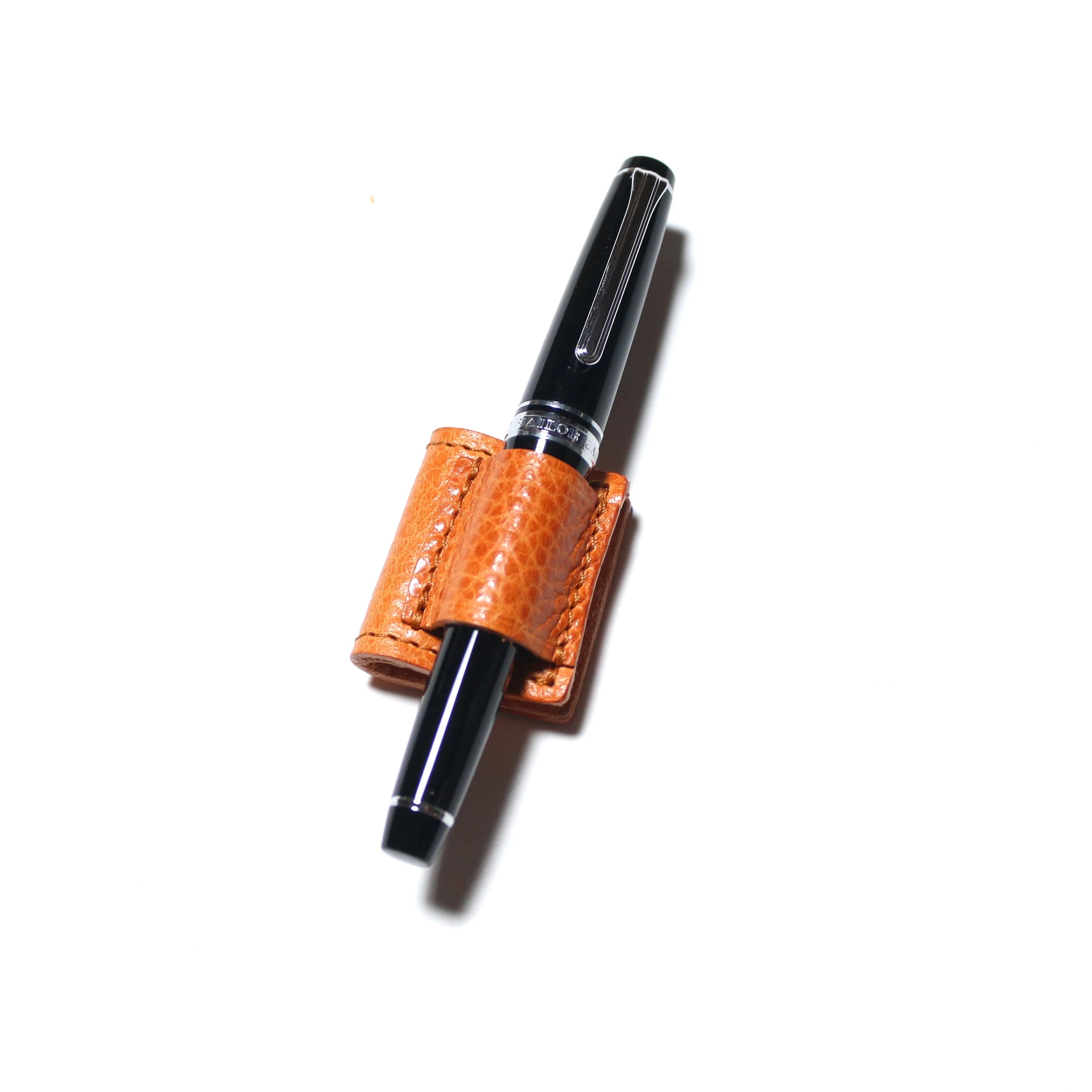 The Superior Labor Toscana Pen Holder: 1 Pen (2 colours)