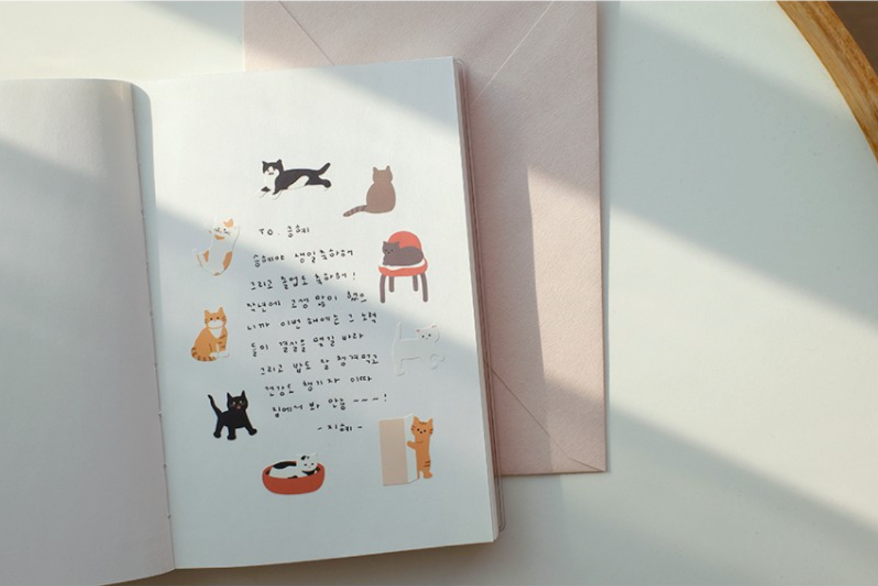 Suatelier Cats Have Staff Stickers