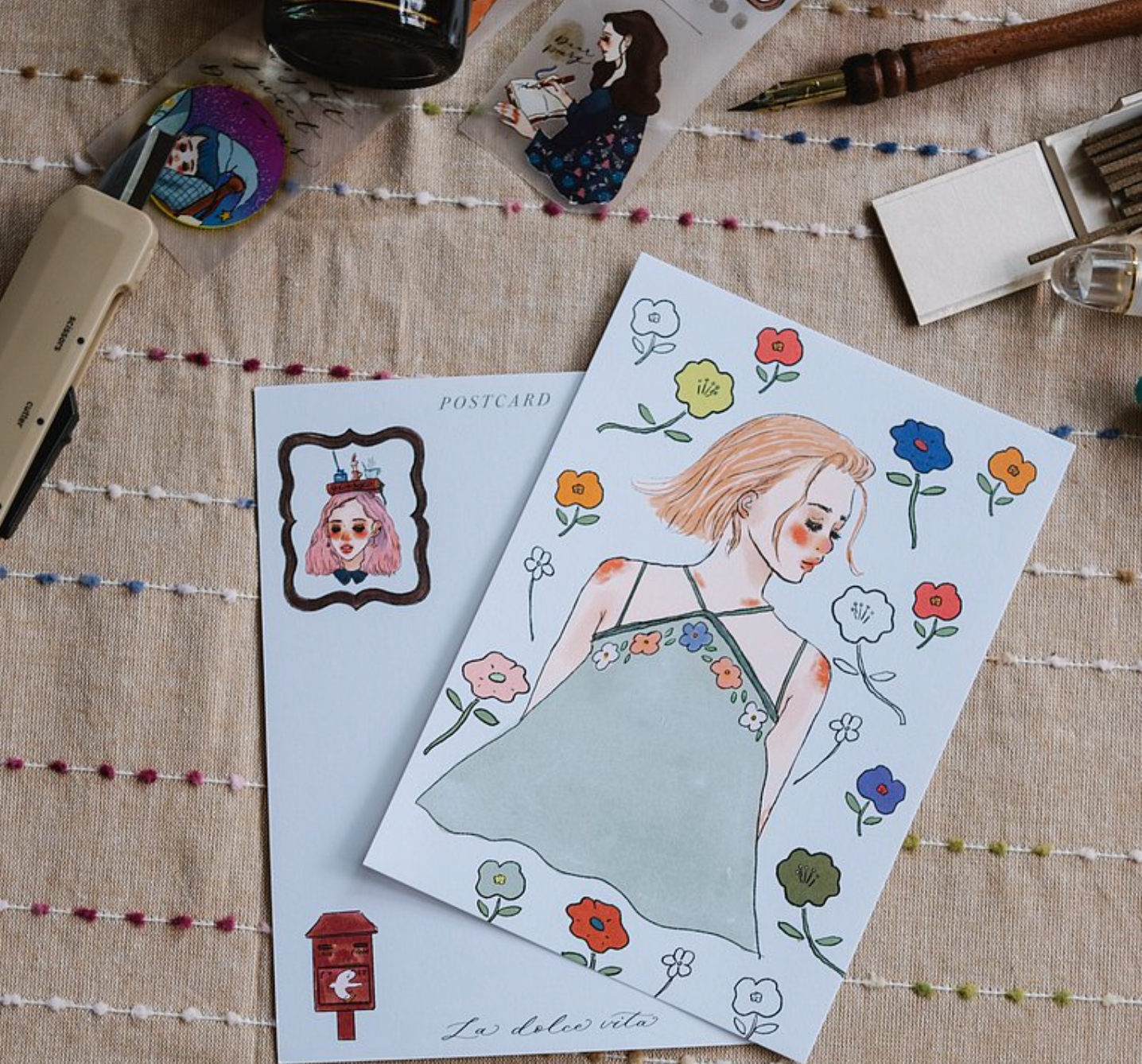 La Dolce Vita Postcard: Flower Girl