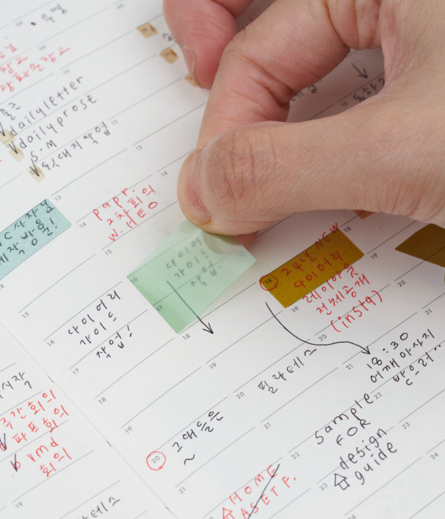 Analogue Keeper Space Diary: 6 Months B6 (2 colours)