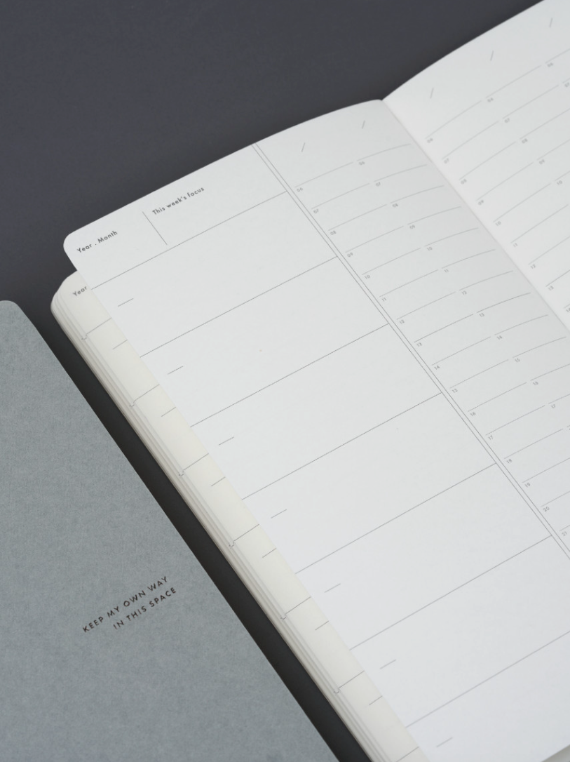 Analogue Keeper Space Diary: 1 Year B6 (2 Colours)