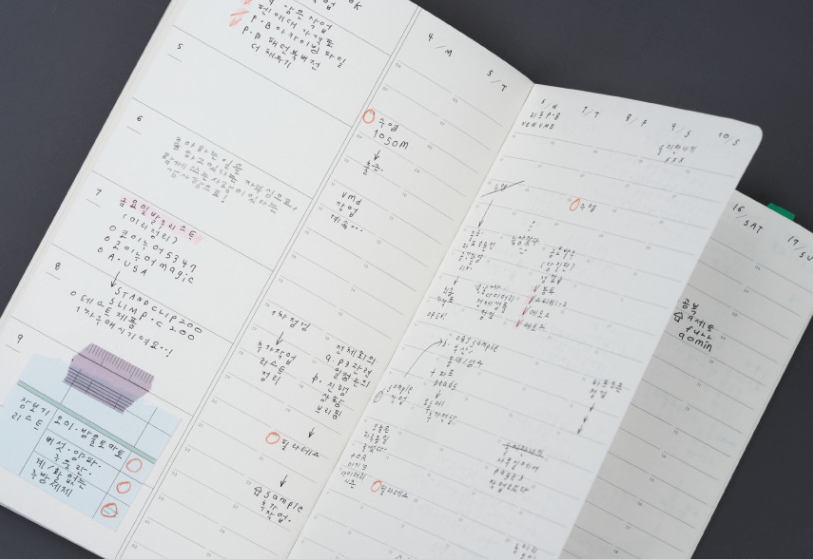 Analogue Keeper Space Diary: 1 Year B6 (2 Colours)