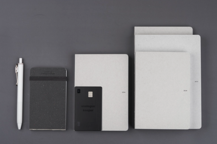 Analogue Keeper 2025 Diary: Weekly