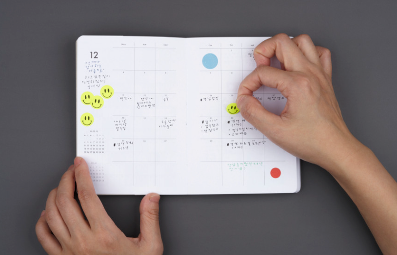 Analogue Keeper 2025 Diary: Weekly