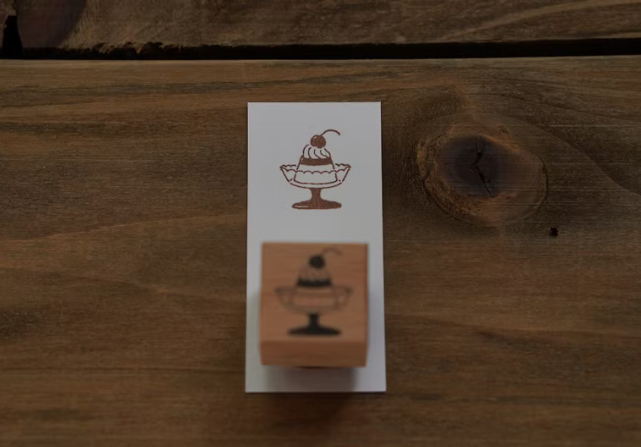 Ivy Snow Pudding Rubber Stamp