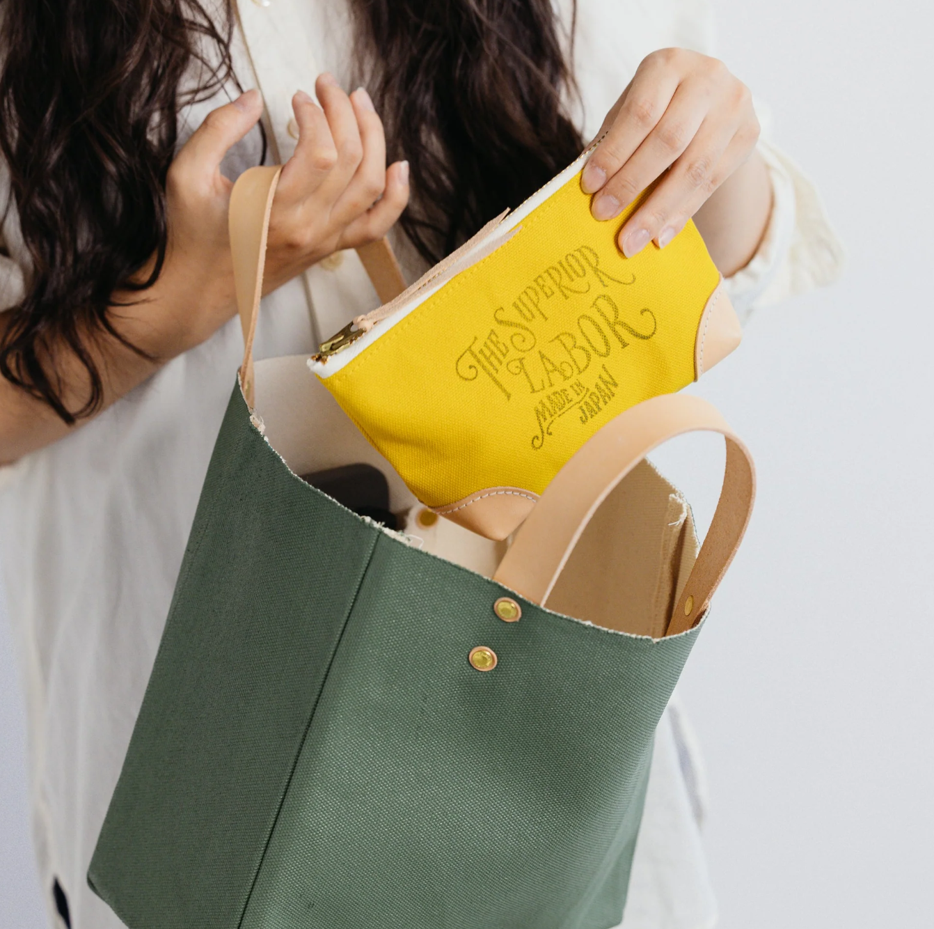 The Superior Labor-Paint Canvas Bag M (2 Colours)