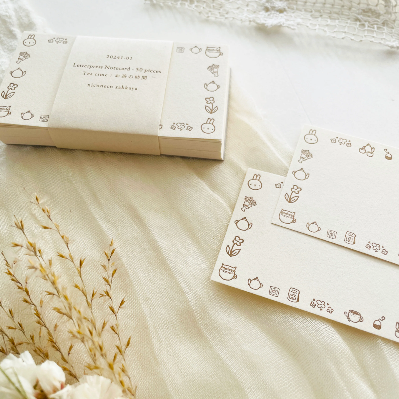 Nico Neco x Dana Ate Oatmeal Letterpress Notecard (2 Colours)