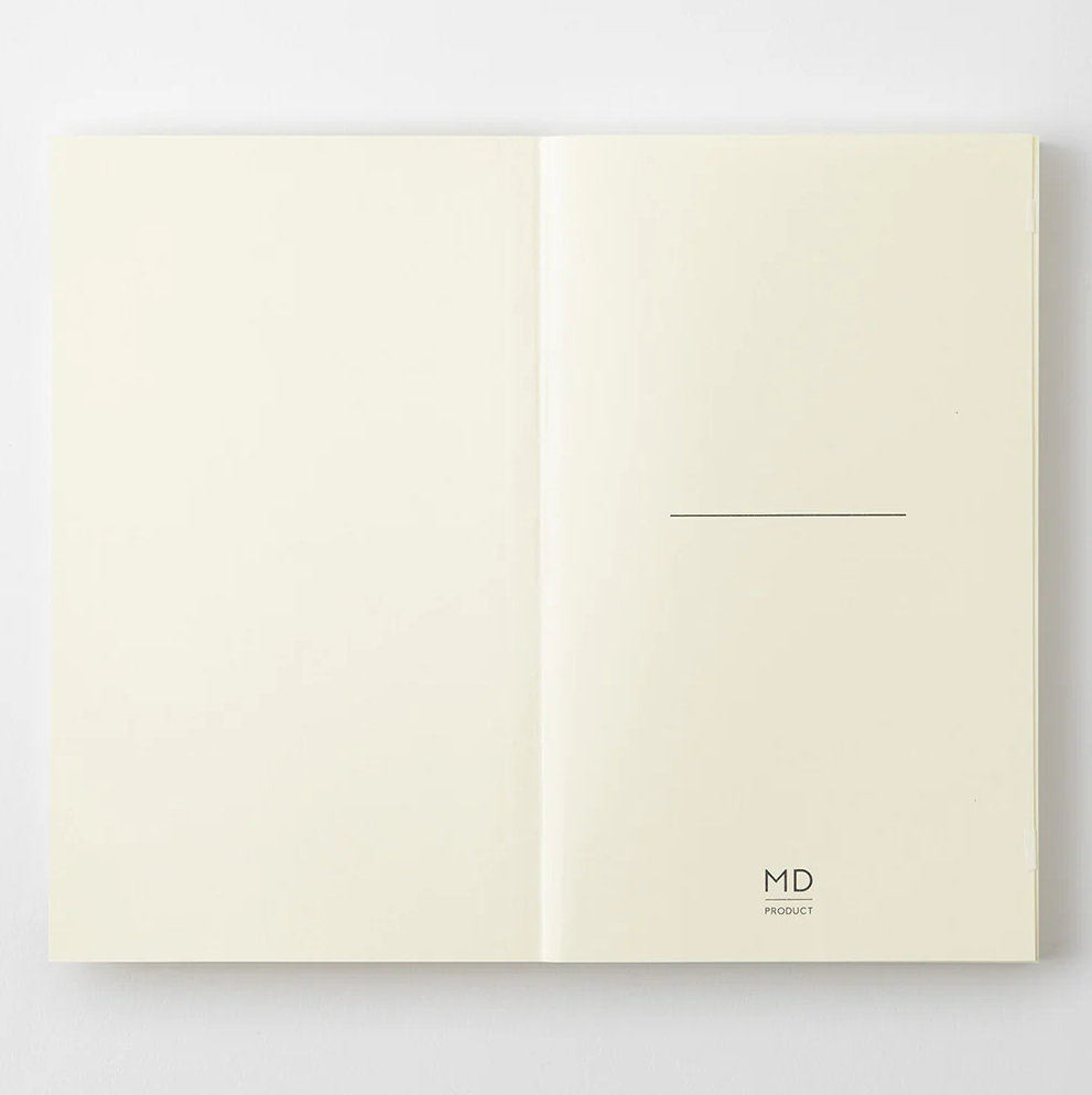 Midori MD Dot Grid Notebook: B6 Slim