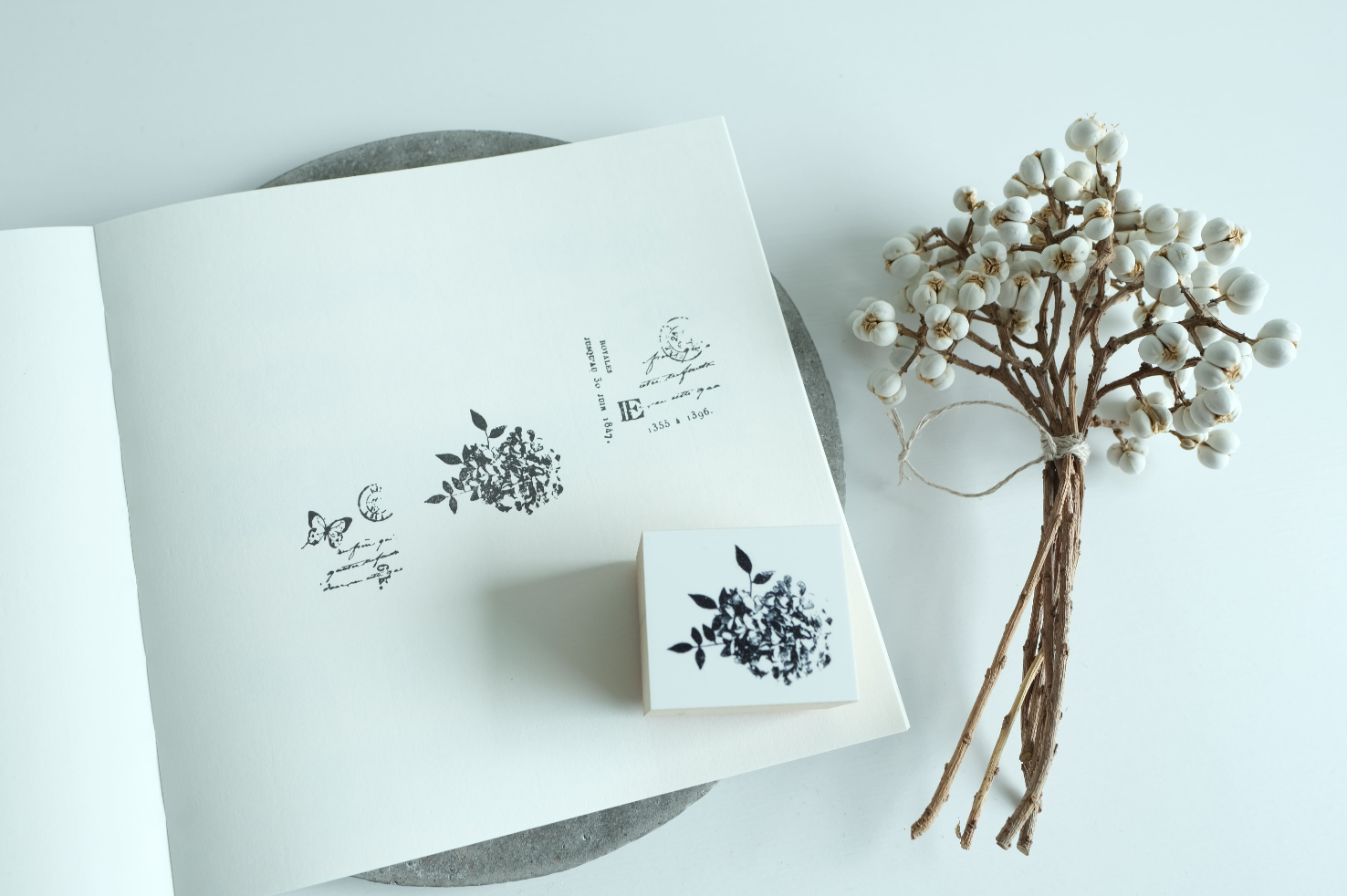 Yohaku Original Rubber Stamp-(S-140) Bolero