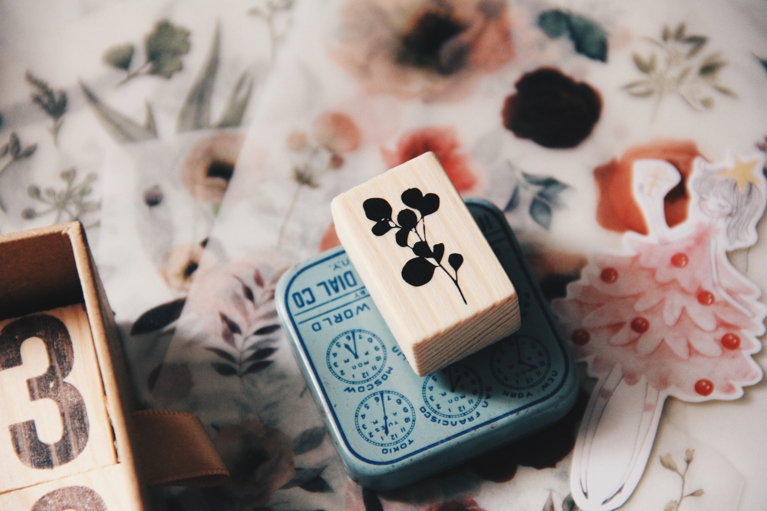 Oola Mini Eucalyptus Rubber Stamp - Smidapaper Ikigai Shop