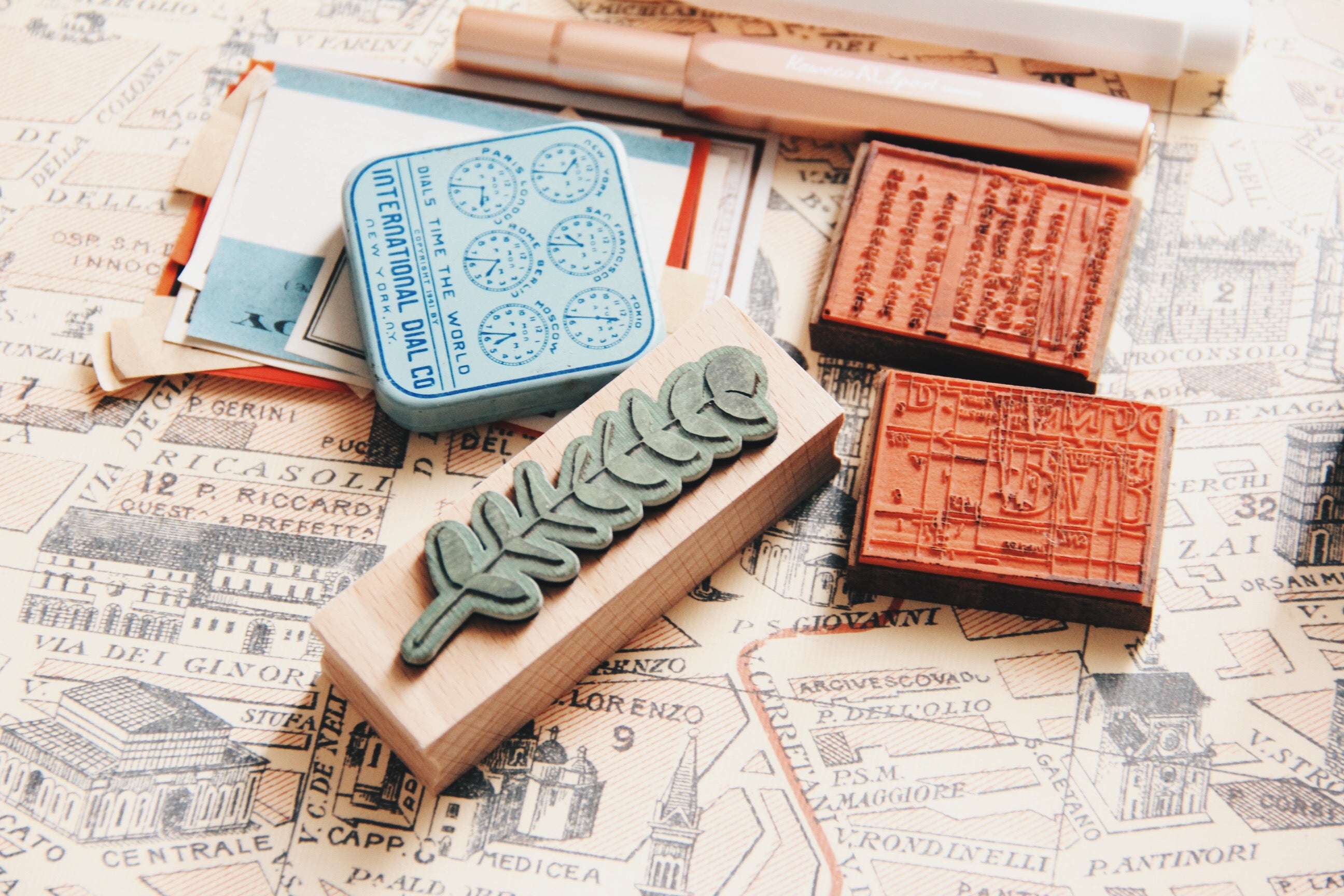 Stempel Jazz Eucalyptus II Rubber Stamp - Smidapaper Ikigai Shop
