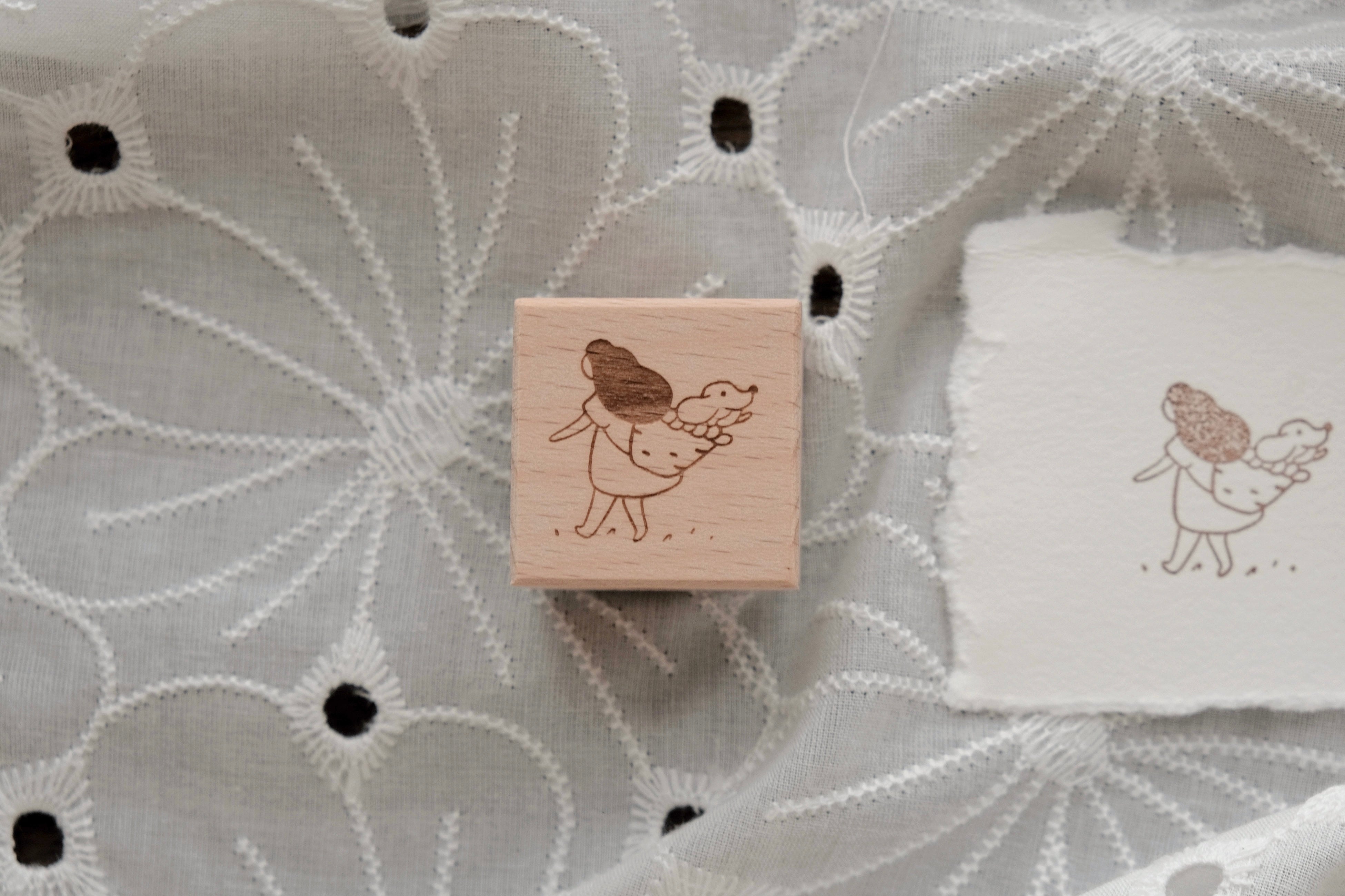 bighands Rubber Stamp- Walk the Dog
