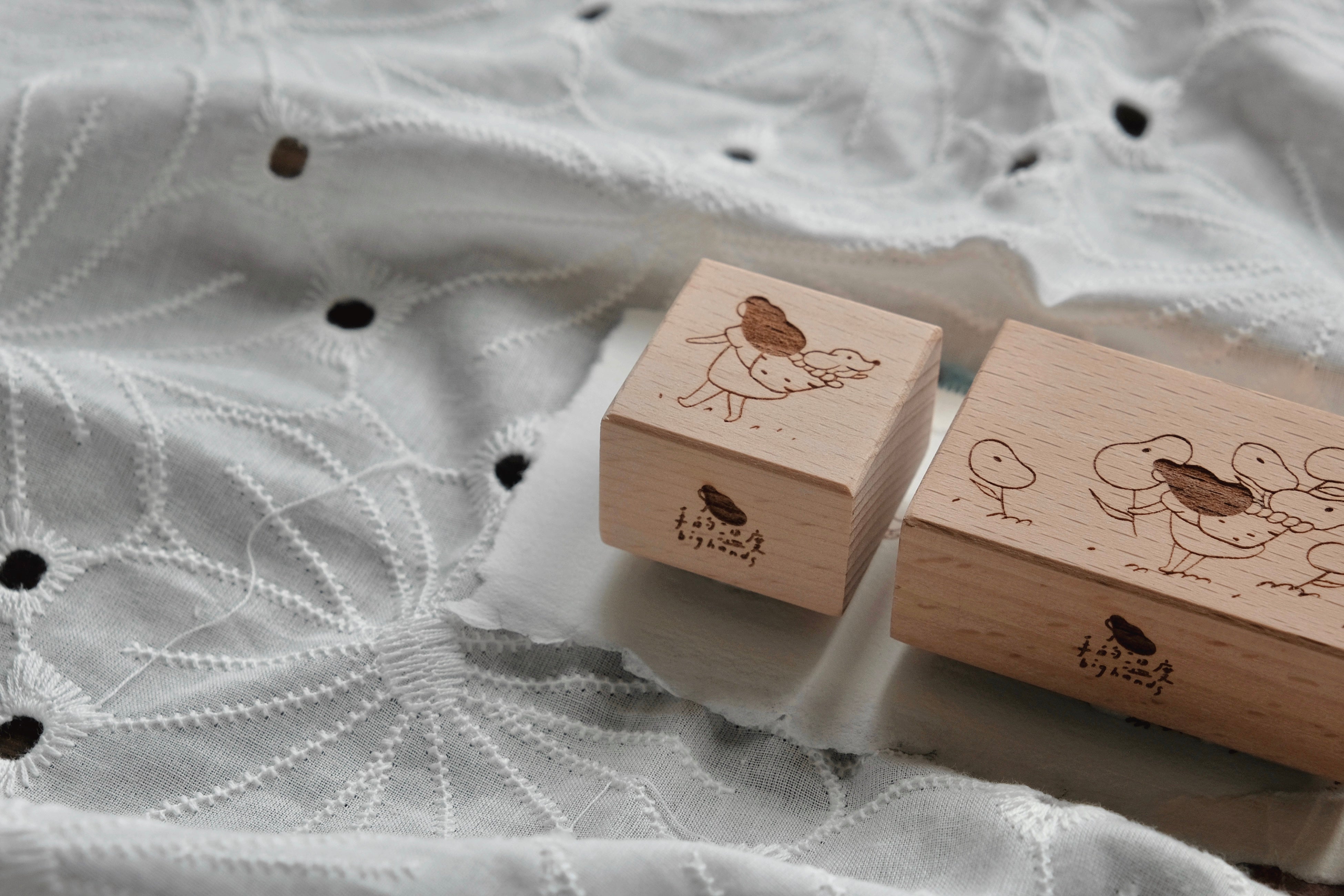 bighands Rubber Stamp- Walk the Dog