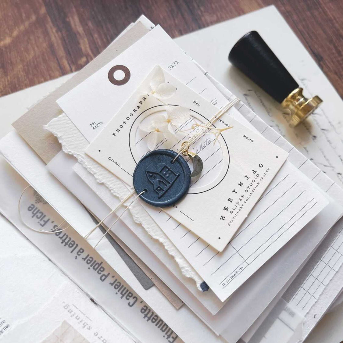 Penny Fei Little House Wax Seal Stamp (2 types) - Smidapaper Ikigai Shop