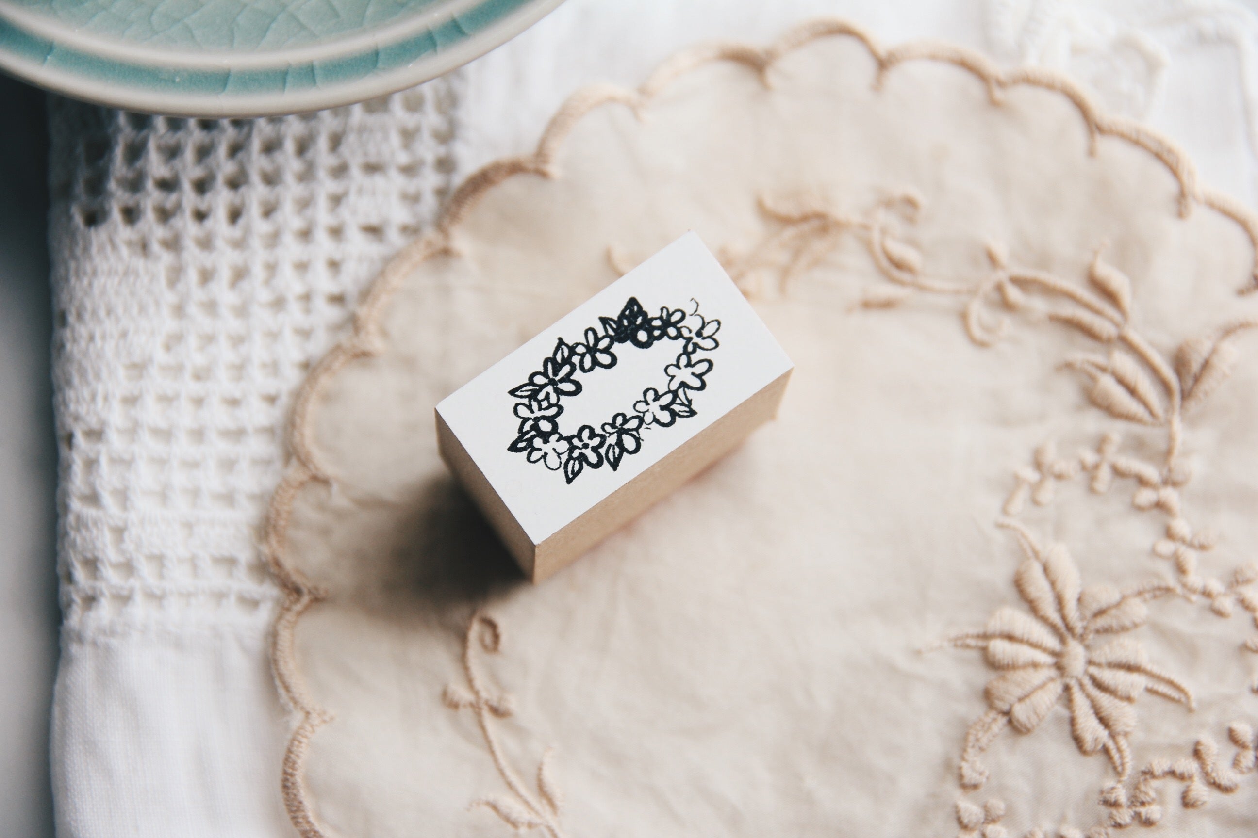 Nico Neco Original Japanese Flower Wreath Rubber Stamp - Smidapaper Ikigai Shop