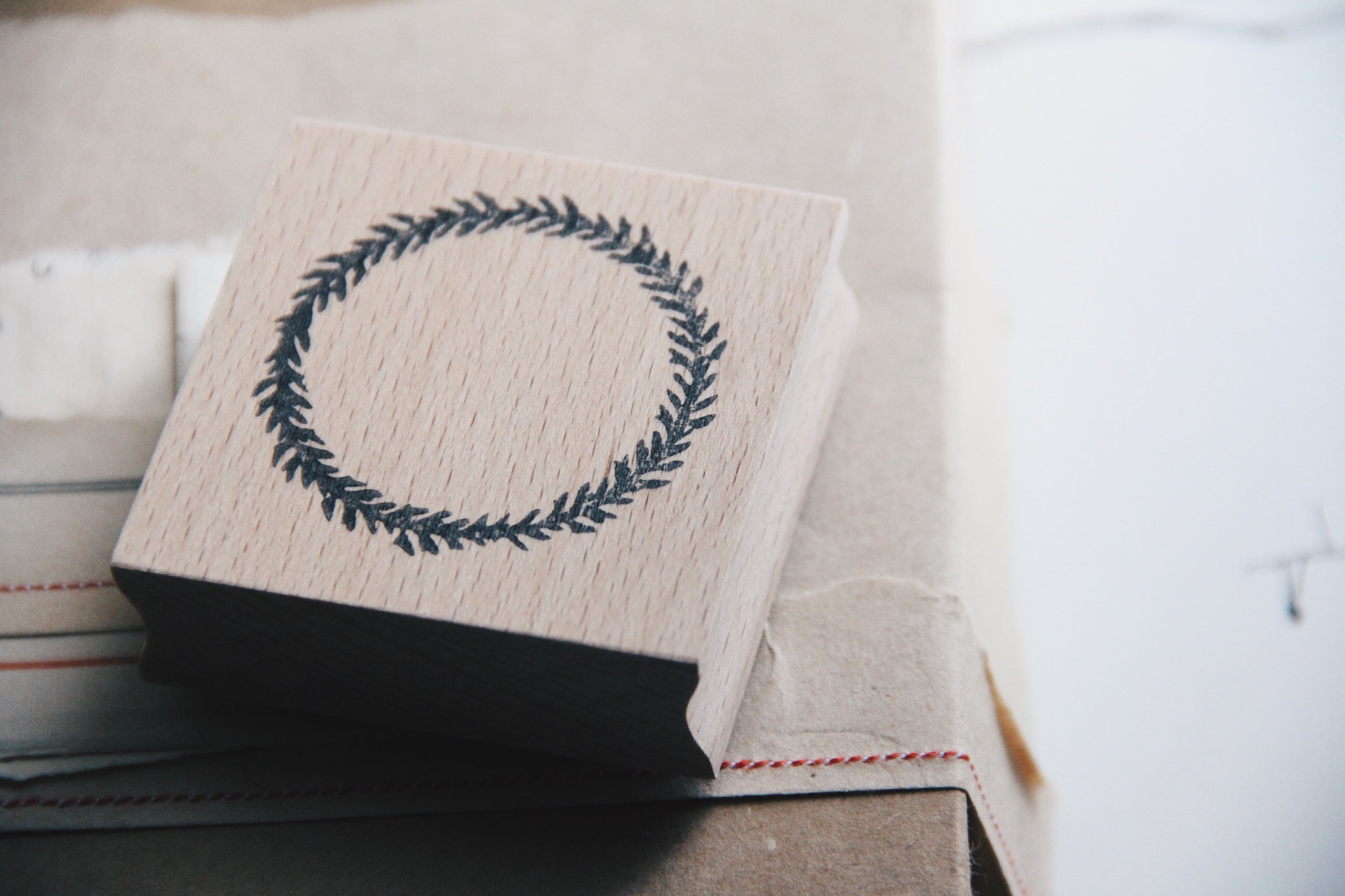 Stempel Jazz Pine Wreath Rubber Stamp - Smidapaper Ikigai Shop