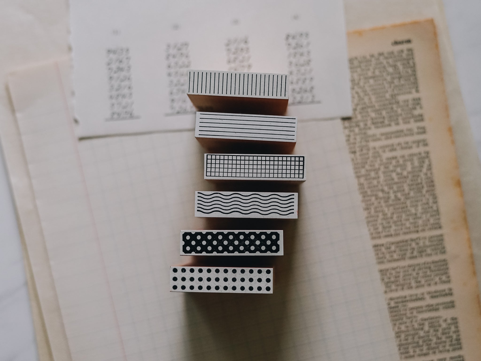 Osco Labo Wide Tape Rubber Stamp: Dots White - Smidapaper Ikigai Shop