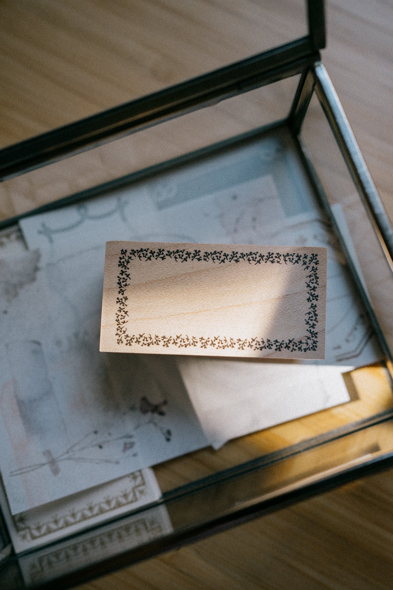 Tutty Design Rubber Stamp: Flower Frame