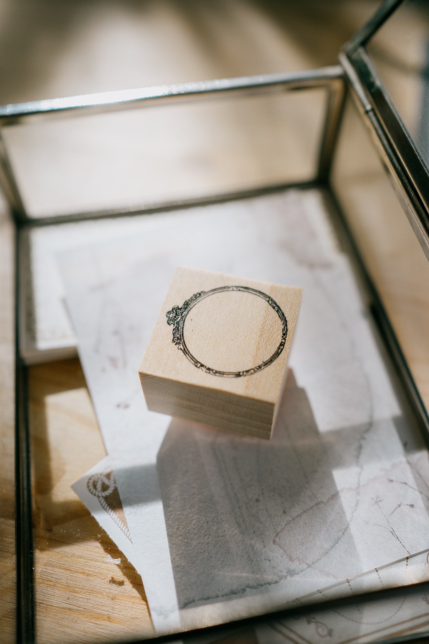 Tutty Design Rubber Stamp: Antique Mirror