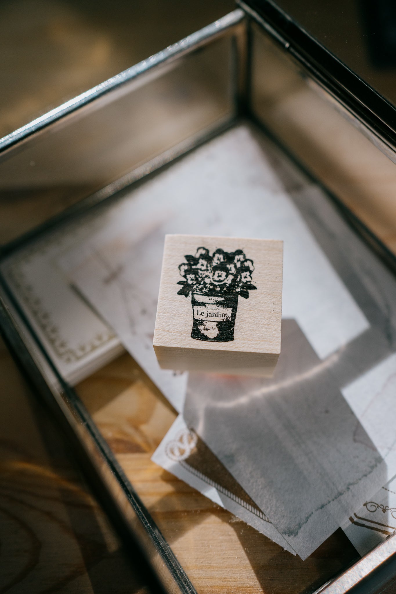 Tutty Design Rubber Stamp: Violas
