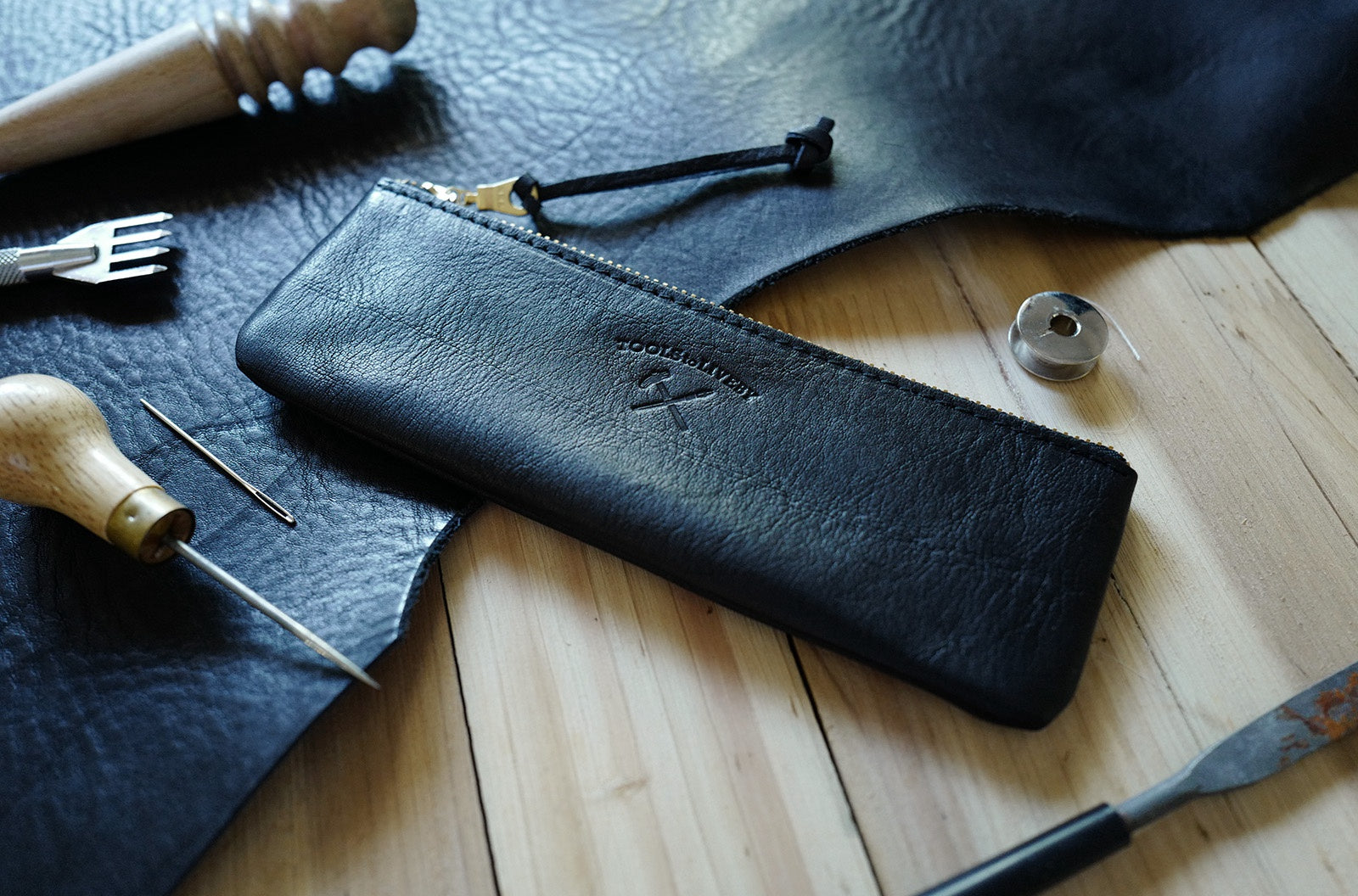 Tools to Liveby Leather Pen Case (Black Leather) - Smidapaper Ikigai Shop