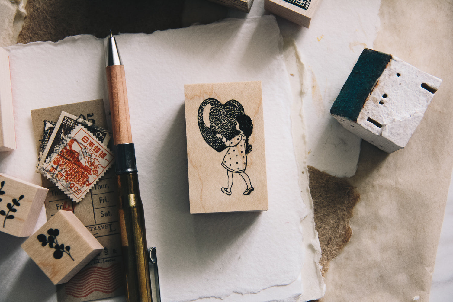 Girl with Heart - Smidapaper Ikigai Shop