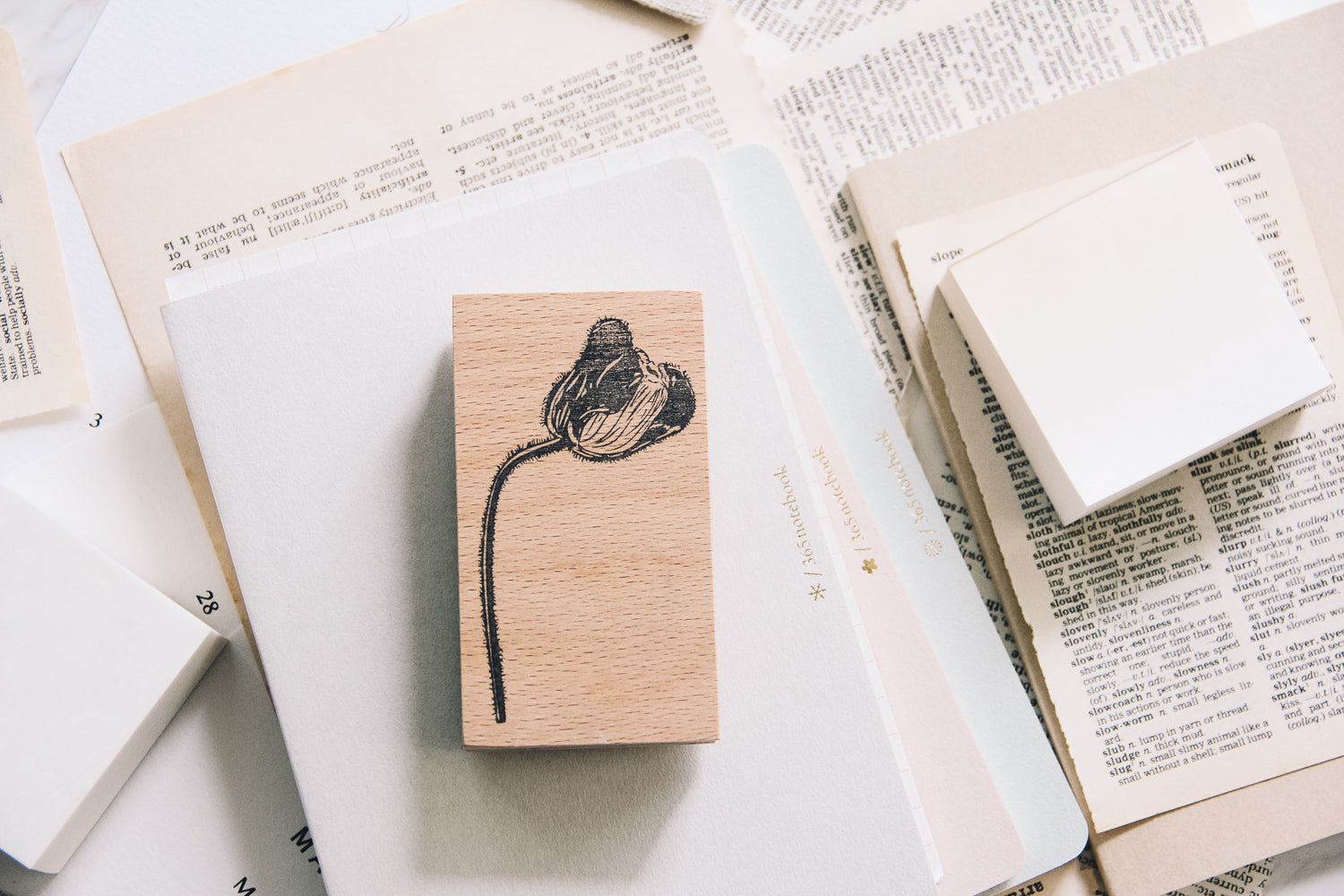 Stempel Jazz Poppy Bud Rubber Stamp - Smidapaper Ikigai Shop