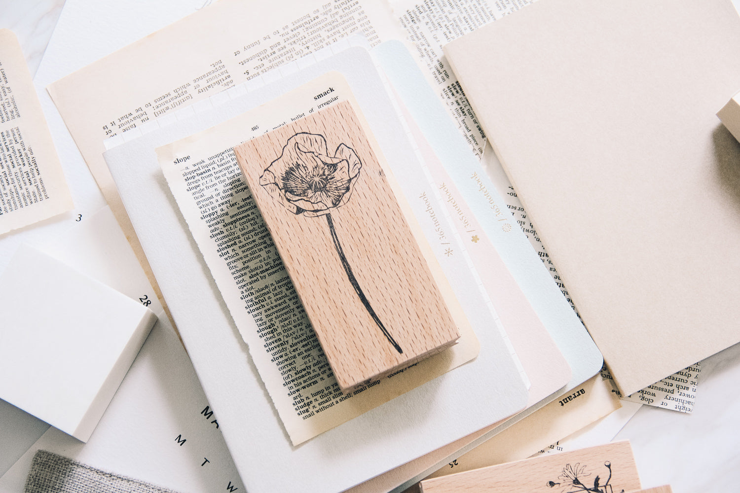 Stempel Jazz Poppy Rubber Stamp - Smidapaper Ikigai Shop