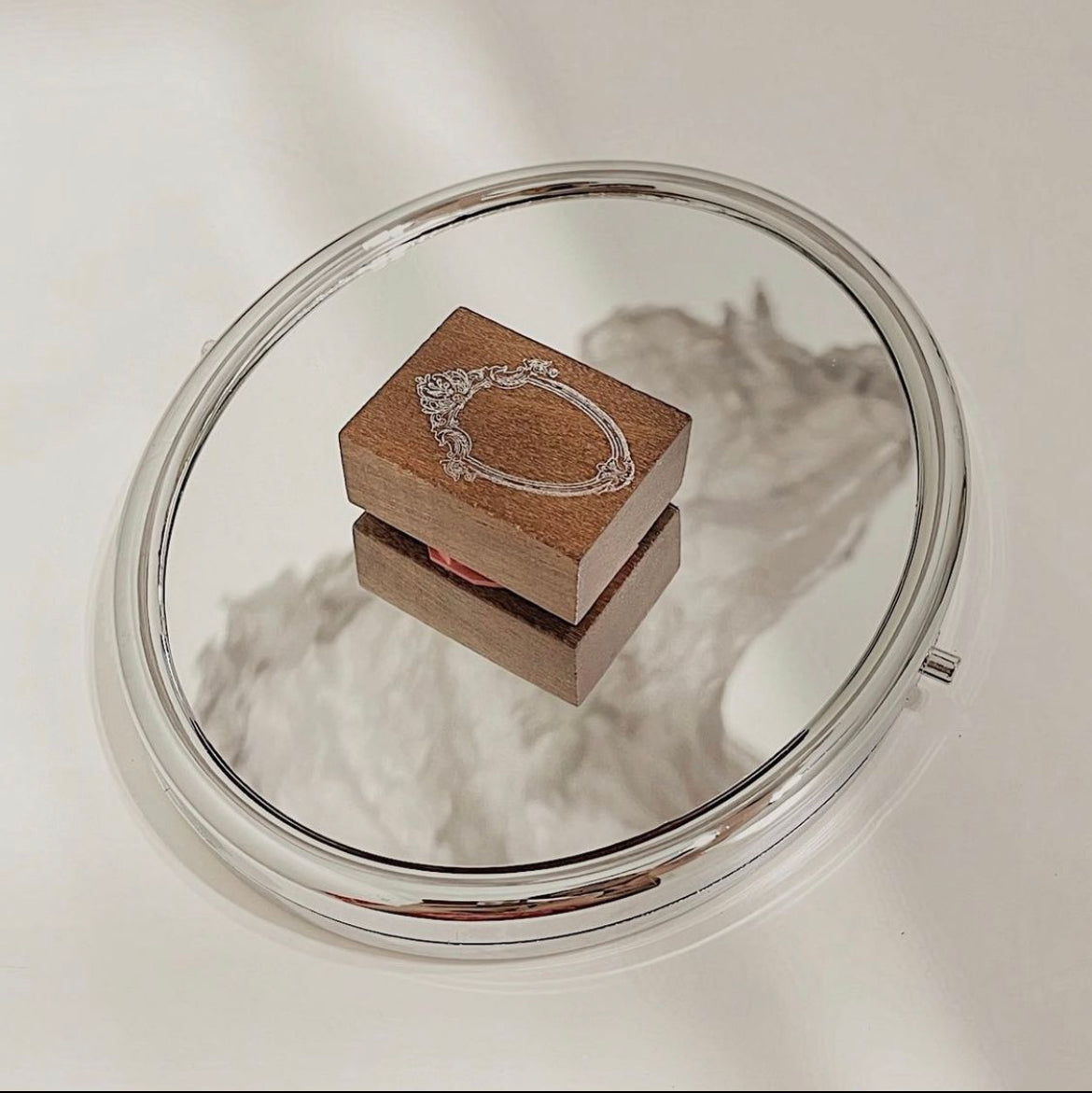 Jieyanow Mirror Mirror: 1/5 Badge Mirror Rubber Stamp - Smidapaper Ikigai Shop