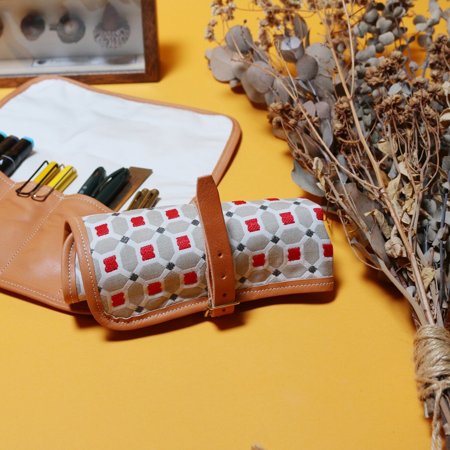 The Superior Labor Jim Thompson Roll Pen Case: Hopscotch - Smidapaper Ikigai Shop