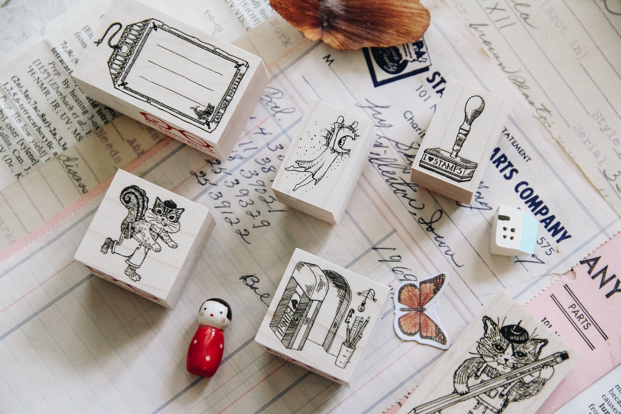 Chat Noir Papeterie: Helping Peanuts Rubber Stamp - Smidapaper Ikigai Shop