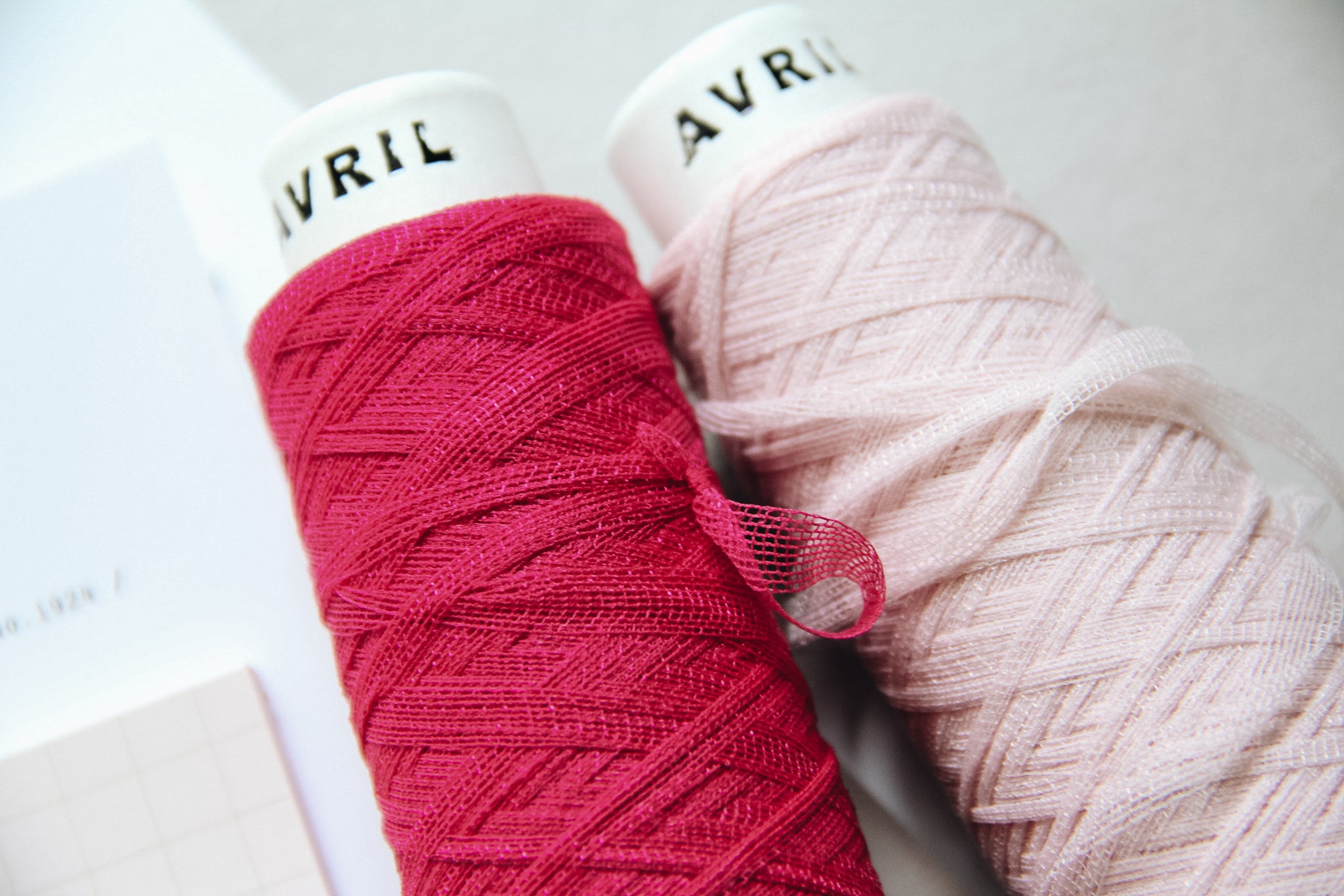 Avril Mesh Yarn (2 Colours) - Smidapaper Ikigai Shop