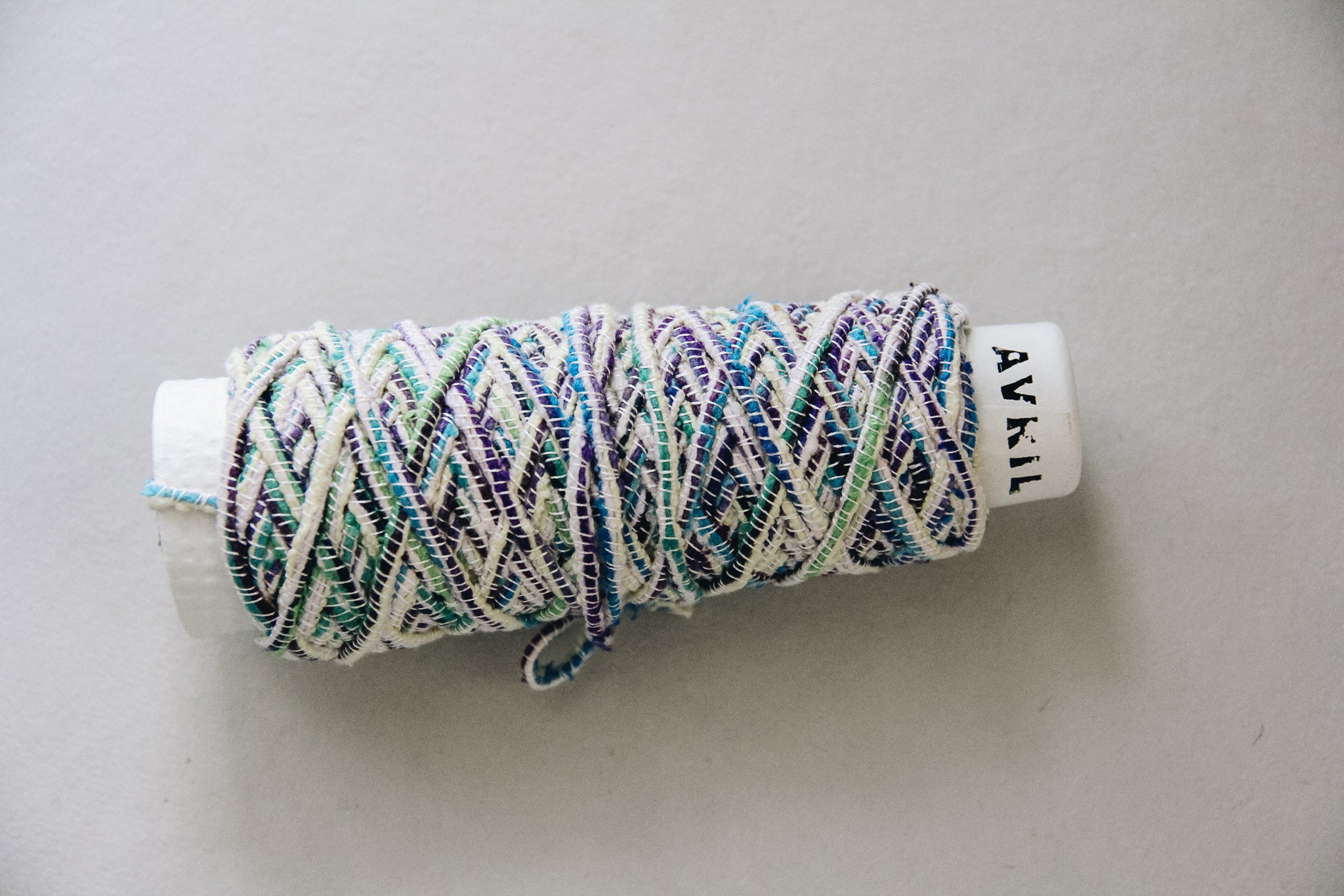 Avril Silk Tweed Yarn (2 Colours) - Smidapaper Ikigai Shop