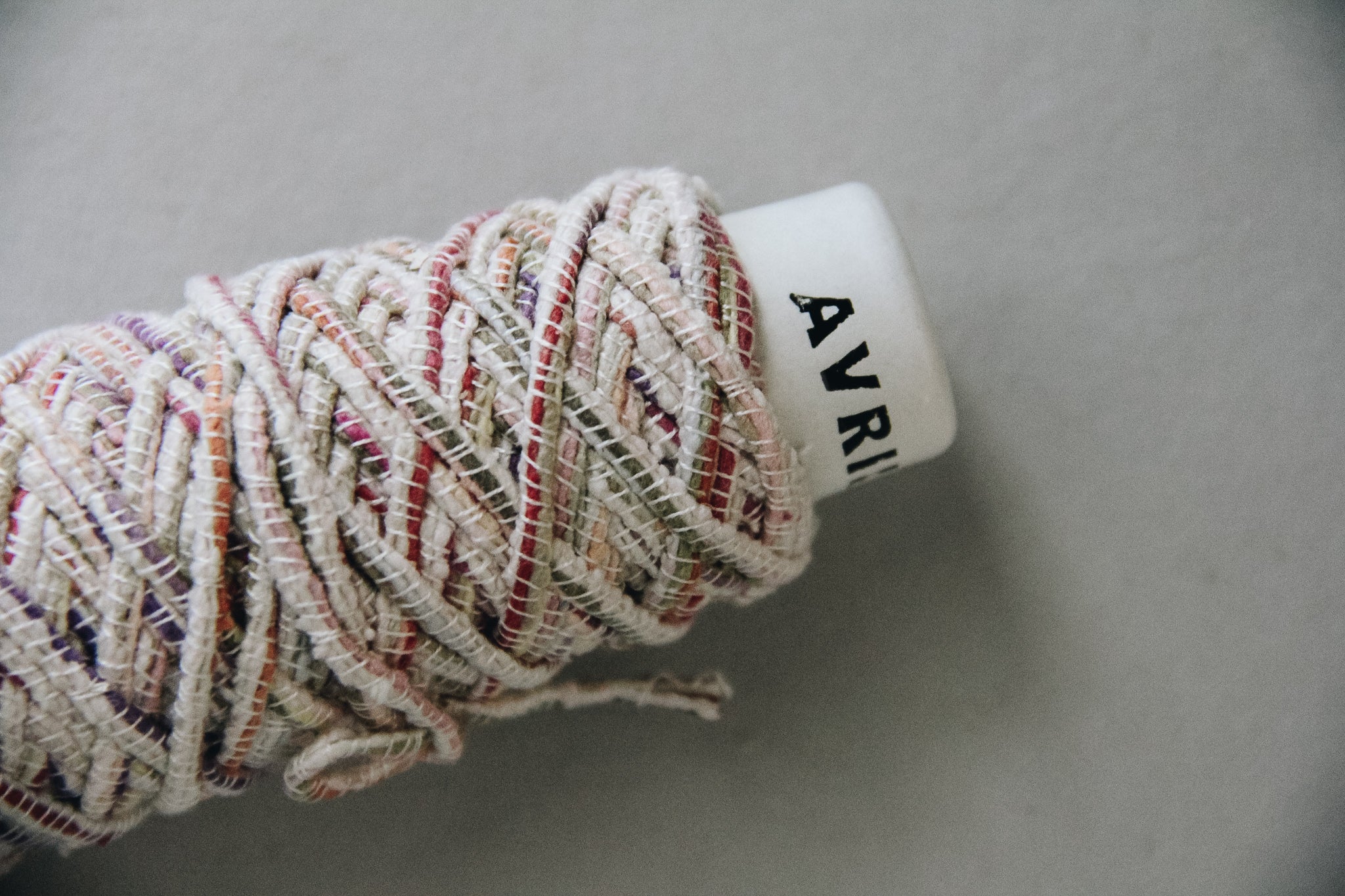 Avril Silk Tweed Yarn (2 Colours) - Smidapaper Ikigai Shop