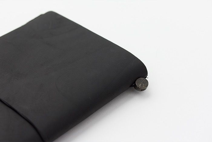 Traveler's Notebook - Regular Size - Black Leather - Smidapaper Ikigai Shop