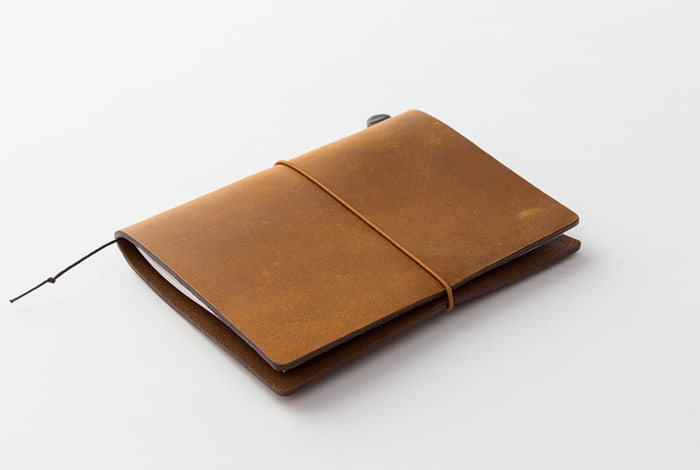 Traveler's Notebook - Passport Size - Camel Leather - Smidapaper Ikigai Shop