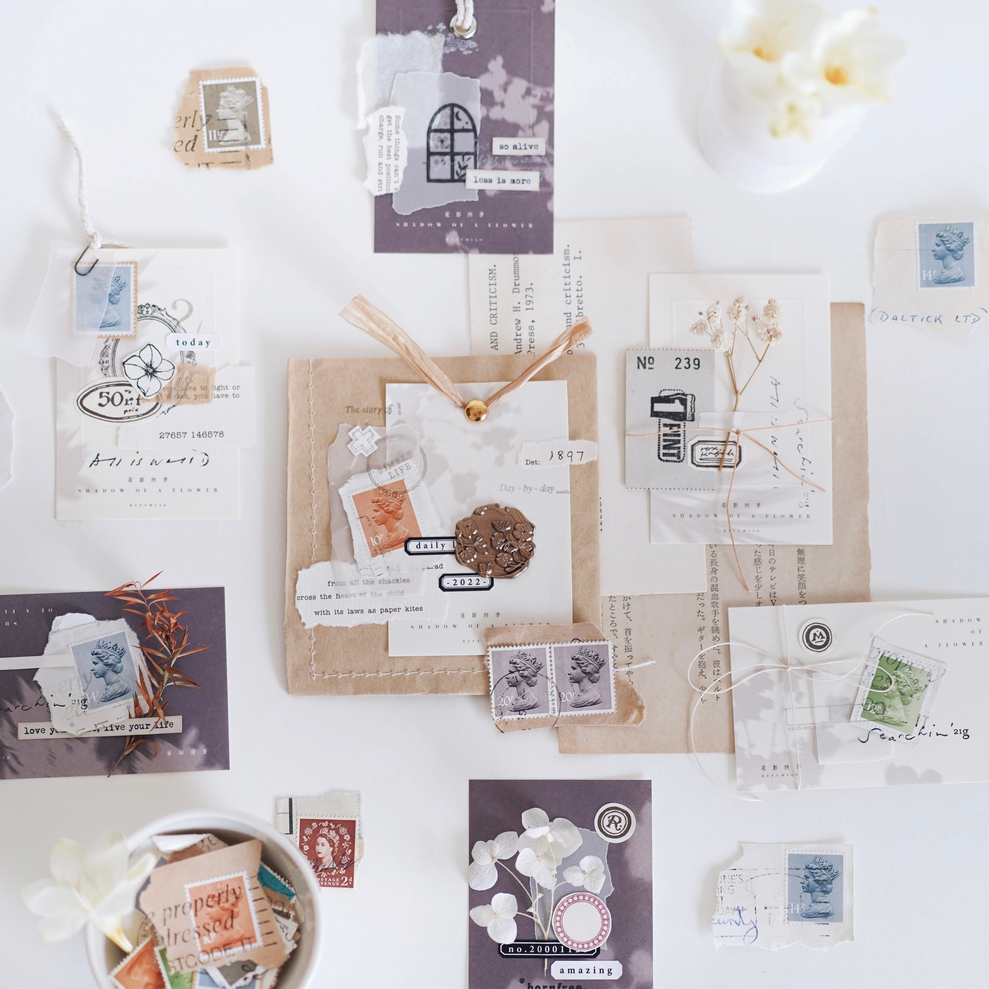 Heeymiao Shadow of a Flower Notepaper (4 designs)