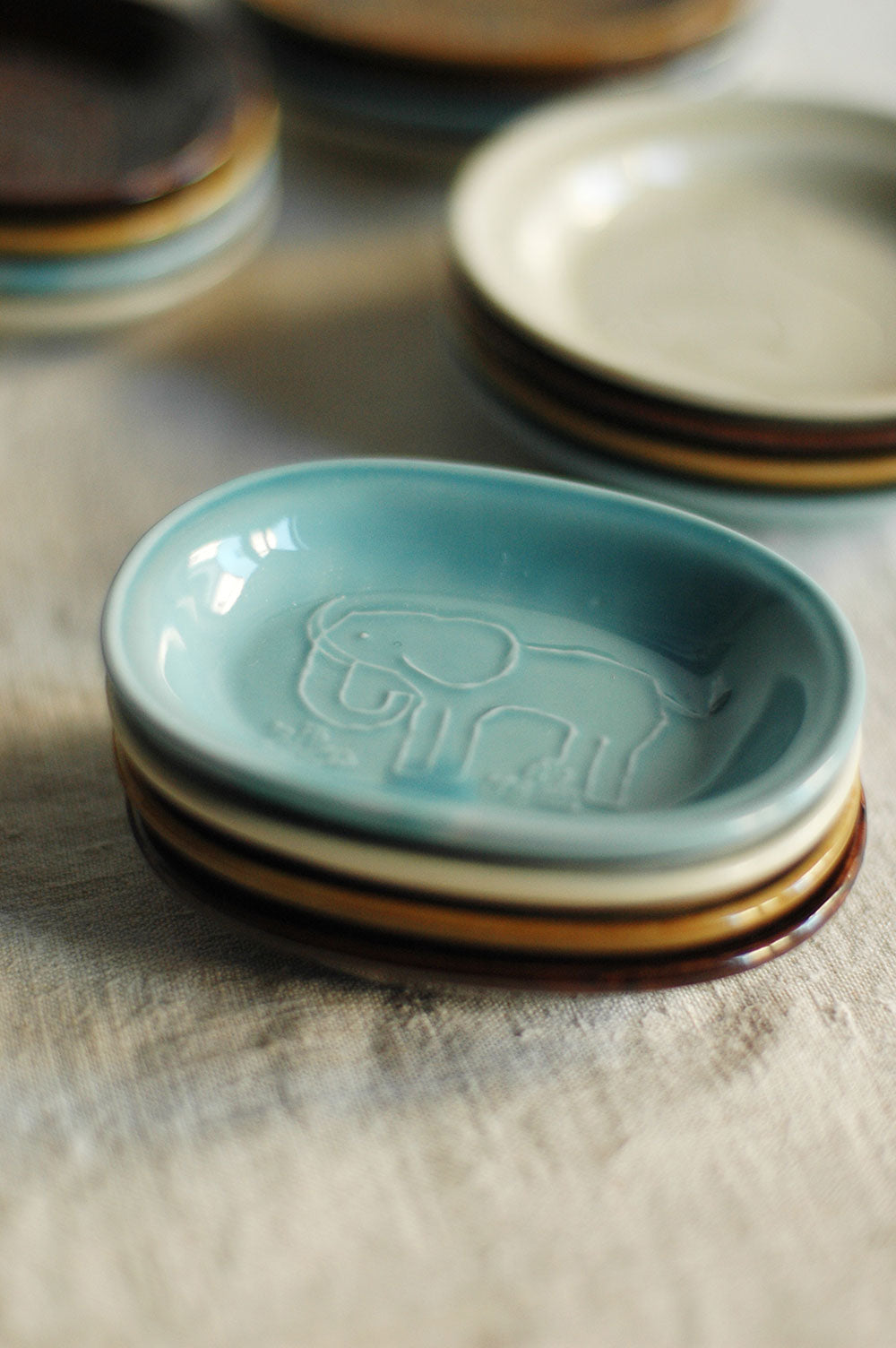 Classiky Toranekobonbon Oval Small Dish: Dog (2 colours) - Smidapaper Ikigai Shop