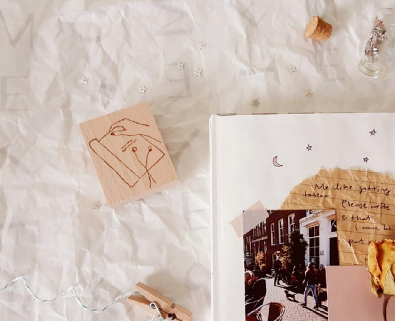 Yeoncharm Reading Rubber Stamp - Smidapaper Ikigai Shop