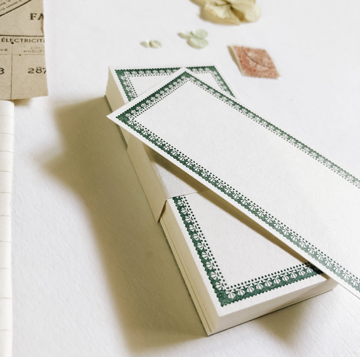 Nico Neco x Oeda Vintage Style Letterpress Notecard: Classic Green - Smidapaper Ikigai Shop