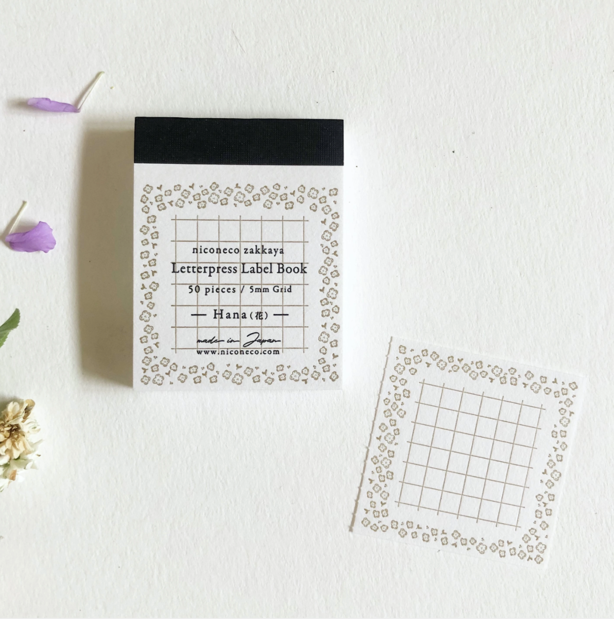 Nico Neco x Oeda Letterpress Label Book: Hana(花） - Smidapaper Ikigai Shop