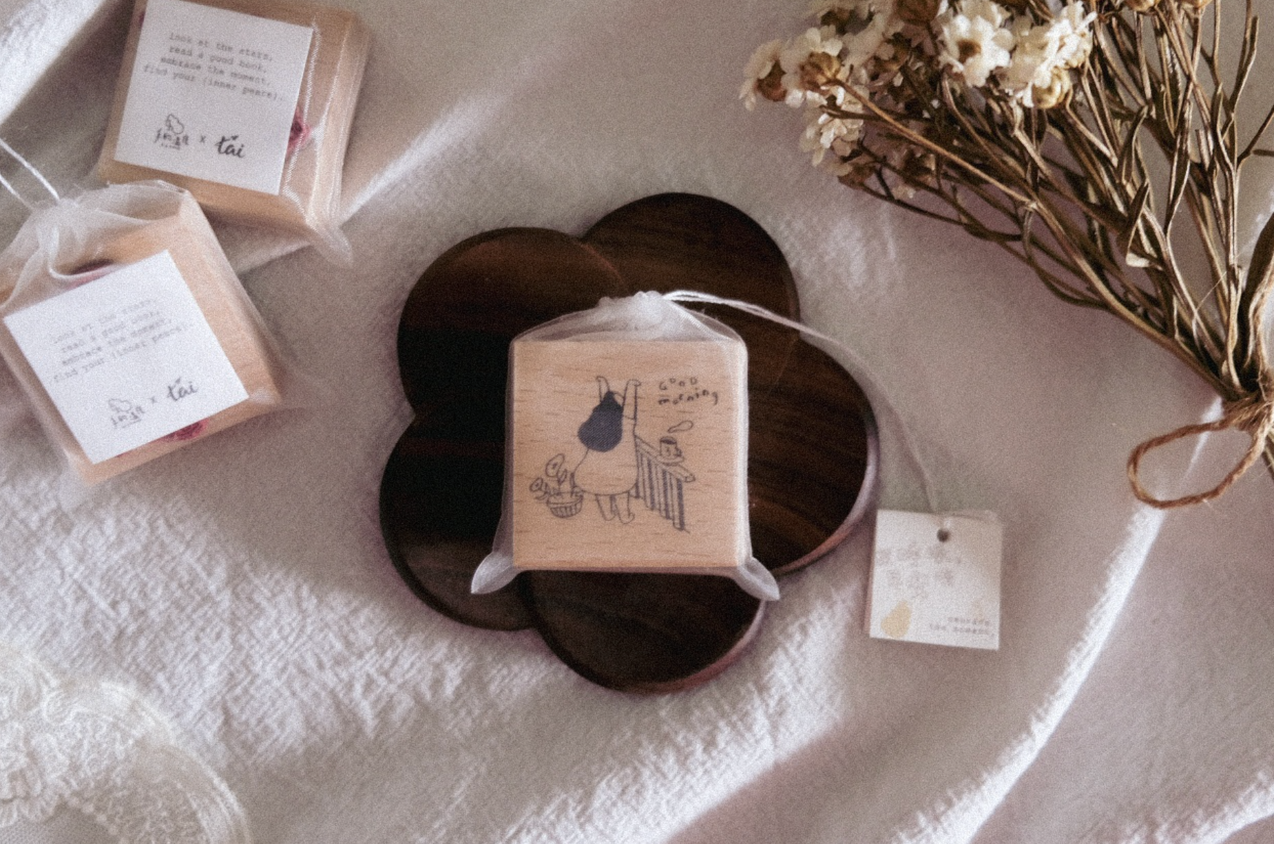 Tai x bighands Inner Peace: Embrace the Moment Rubber Stamp - Smidapaper Ikigai Shop
